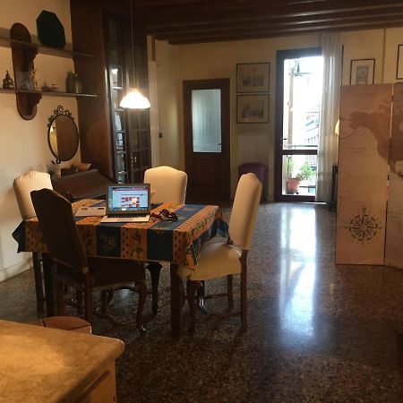 Appartamento Delle Erbe Padova Luaran gambar